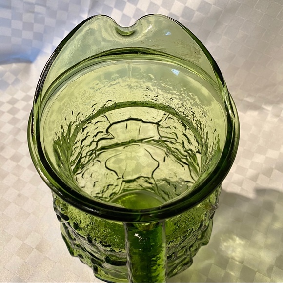 Vintage Olive Anchor Hocking Rainflower Pitcher - Picture 6 of 10